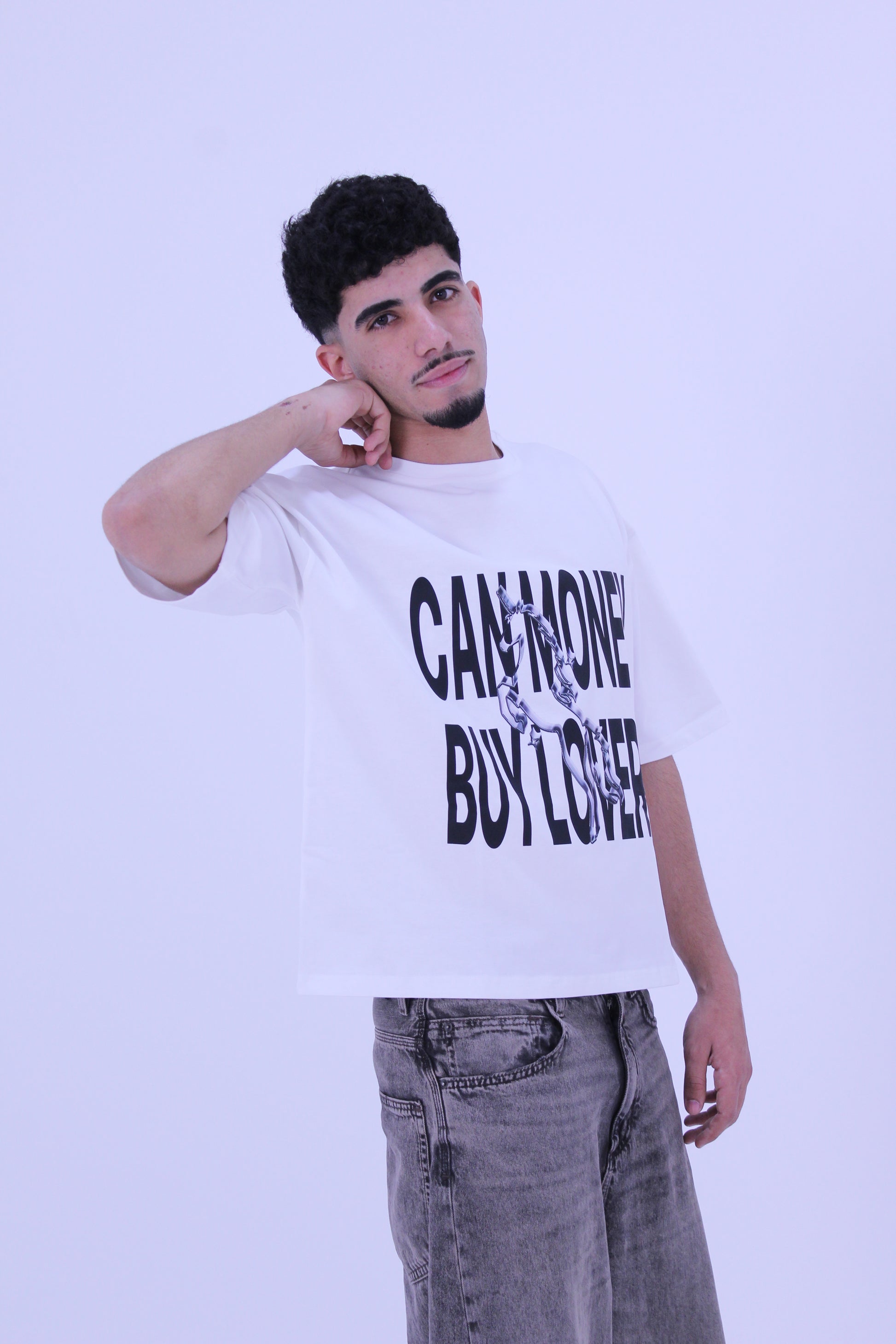 CAN MONEY BUY LOVERS (BOXY-TEE)